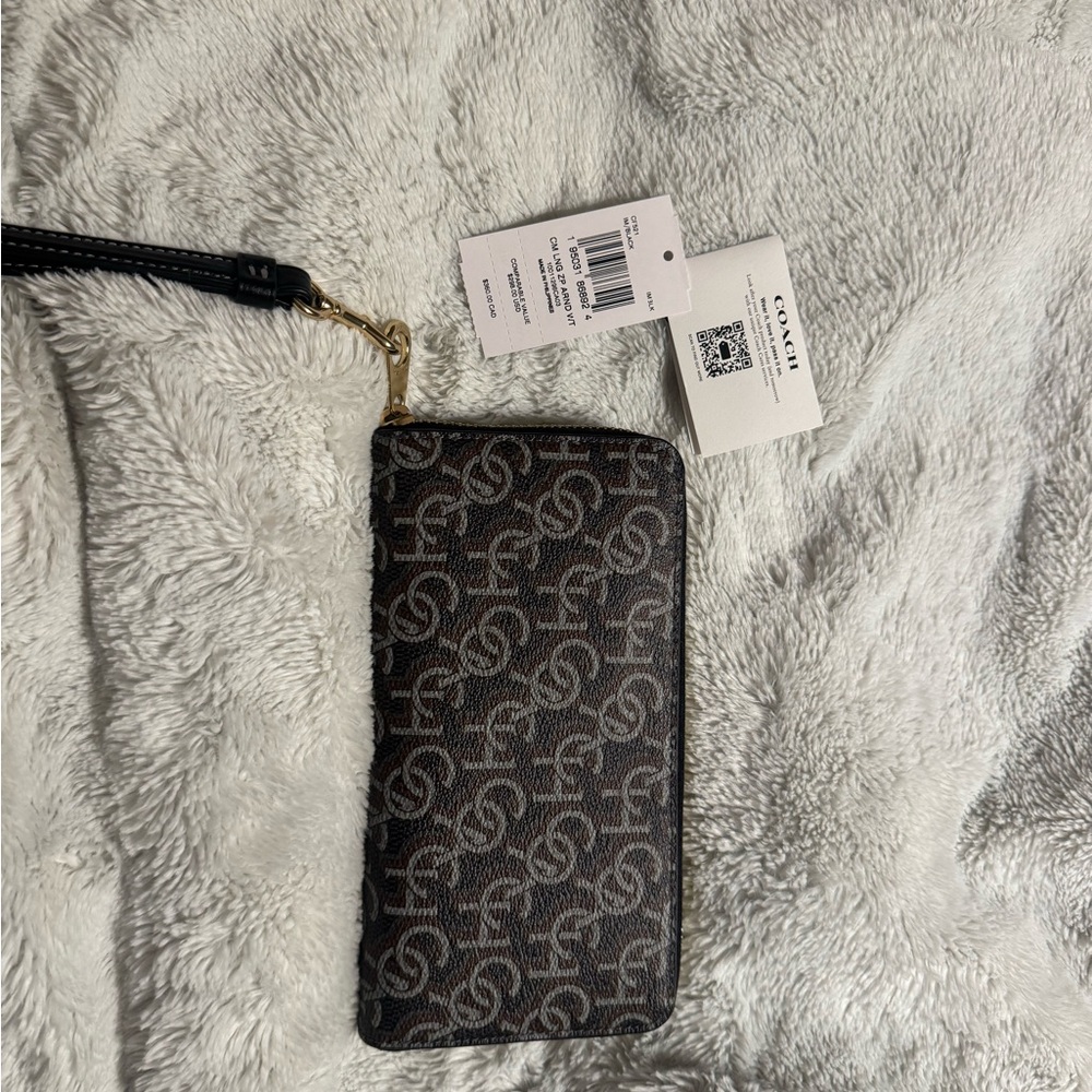 Coach  Wristlet Wallet